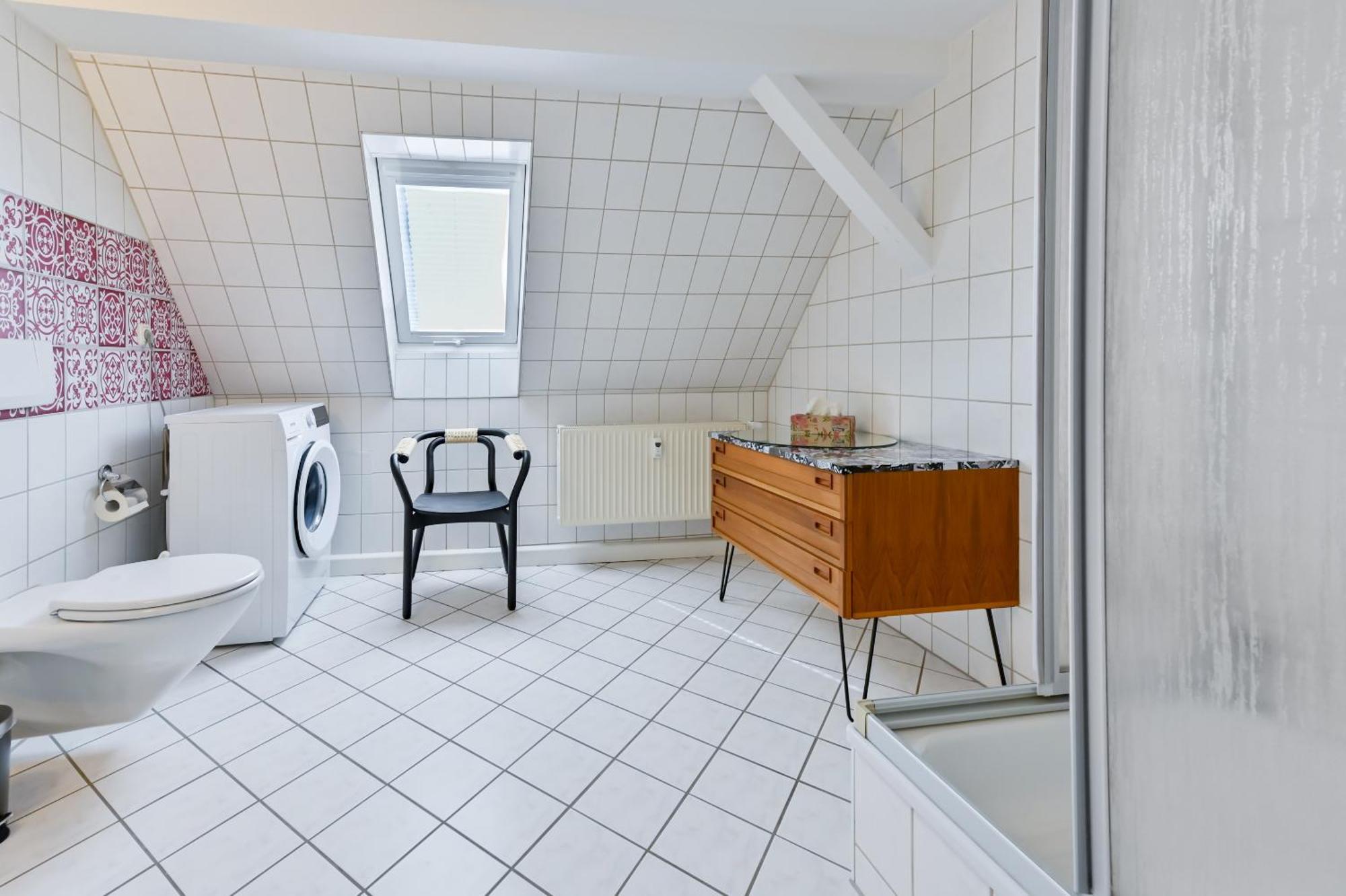 Premium Quartier Clara , Karl Und Fritz Auf Dem Kassberg Mit Eigenem Stellplatz Apartamento Chemnitz Quarto foto